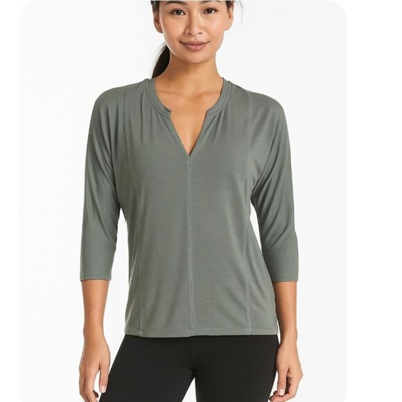 Athleta Tops - Athleta Sage Green Dolman 3/4 Sleeve Top - Size XS